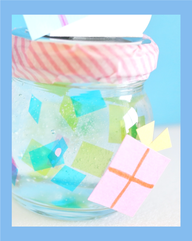 工作 手作り アキタヒロミ 子供 イラスト 育児 保育 知育 保育雑誌 保育園製作 保育士 保育学生 製作物 お家遊び ほいくis KUMA’S FACTORY 冬の製作 クリスマス製作 クリスマス工作 雪だるま スノードーム 手作りスノードーム 保冷剤